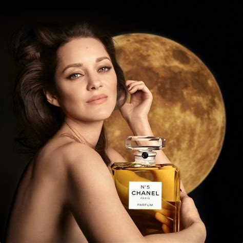 chanel no 5 commercial 2022|Chanel no 5 commercial actress.